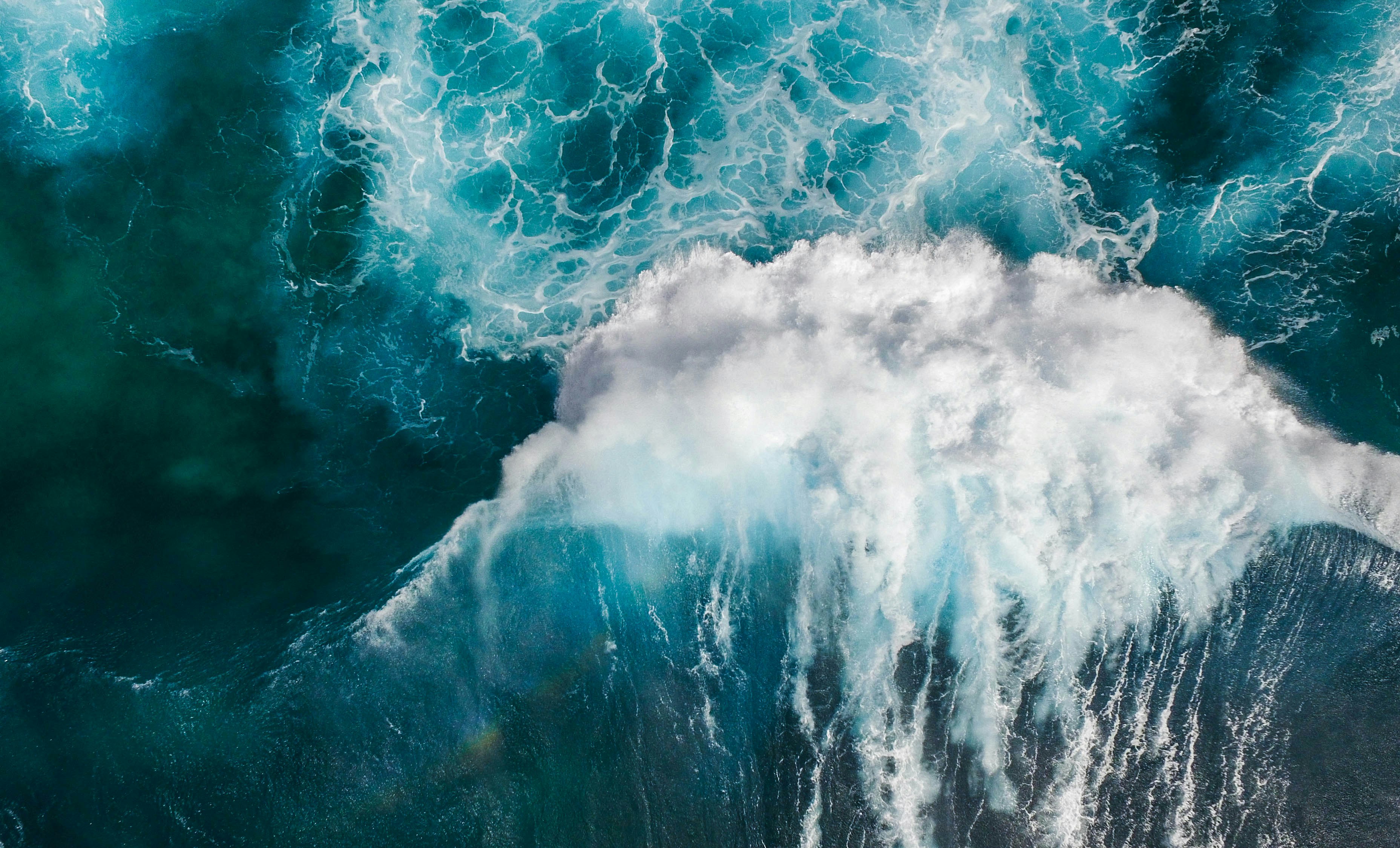 Crashing Waves